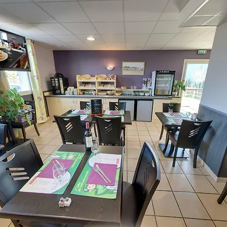 Ibis Budget Lunel Porte De Camargue