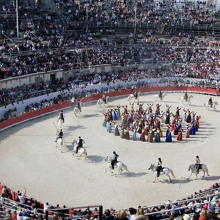 Hotel Ibis Budget Lunel Porte De Camargue *