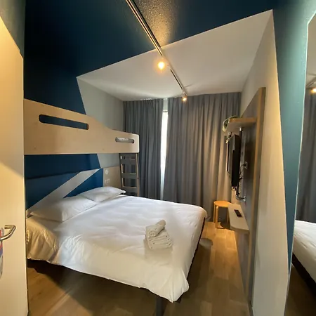 Ibis Budget Lunel Porte De Camargue Hotel
