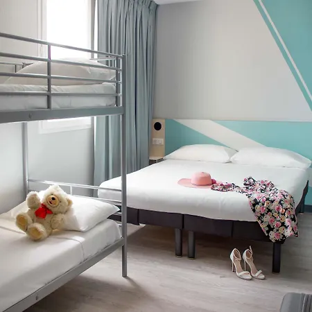 Ibis Budget Lunel Porte De Camargue Hotel *